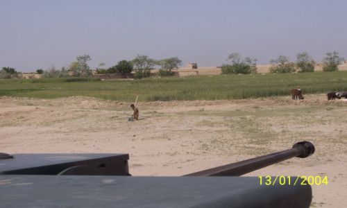 Zdjecie AFGANISTAN / Andar / andar / ma�y robotnik