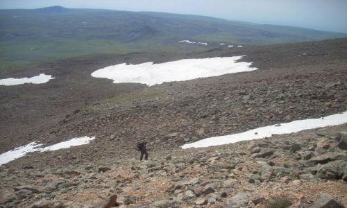 Zdj�cie ARMENIA / brak / Wulkan Aragats (4090 m) najwyzsza gora Armenii / No to idziemy :)