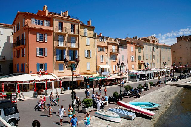 Zdjęcia: Saint - Tropez, Lazurowe wybrzeże, Przy przystani, FRANCJA Zdjęcia: Saint - Tropez, Lazurowe wybrzeże, Przy przystani, FRANCJA