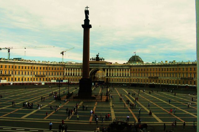 Zdj�cia: Ermita�, Petersburg, Kolumna aleksandryjska, ROSJA