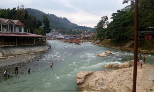 INDONEZJA / Sumatra / Bukit lawang / bukit Lawang