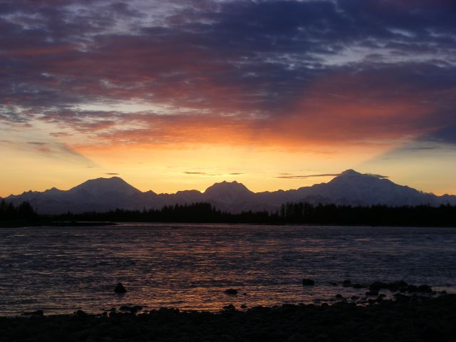 Zdjęcia: Talkeetna, Alaska, zachod slonca przed dwonasta, ALASKA Zdjęcia: Talkeetna, Alaska, zachod slonca przed dwonasta, ALASKA