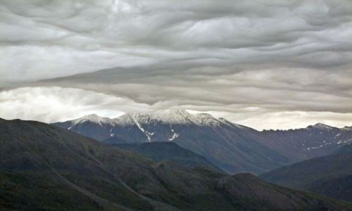 Zdjecie ALASKA / - / North Slope / Brooks Range / chmurki w gorach Brooksa