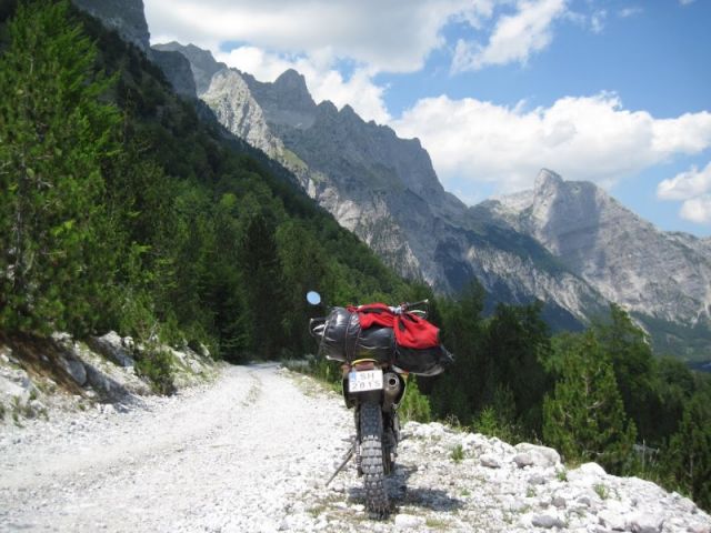 Zdjęcia: Góry Przeklęte, Góry Przeklęte, szuterek, ALBANIA Zdjęcia: Góry Przeklęte, Góry Przeklęte, szuterek, ALBANIA