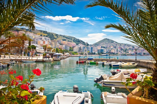 Zdj cia: Seranda, Wybrzee Albanii, Port w Seranda, ALBANIA