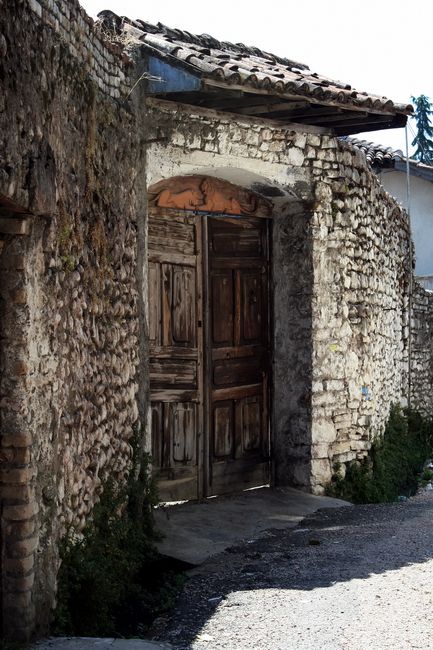 Zdjęcia: Szkodra, Drzwi - konkurs, ALBANIA Zdjęcia: Szkodra, Drzwi - konkurs, ALBANIA