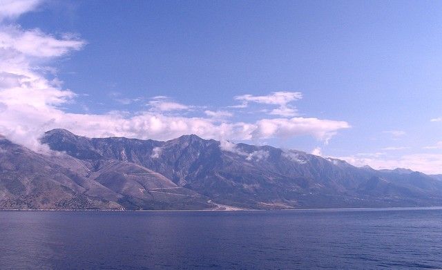 Zdjęcia: wybrzeża Albanii, Morze Śródziemne, ziemia i chmury z morza, ALBANIA Zdjęcia: wybrzeża Albanii, Morze Śródziemne, ziemia i chmury z morza, ALBANIA