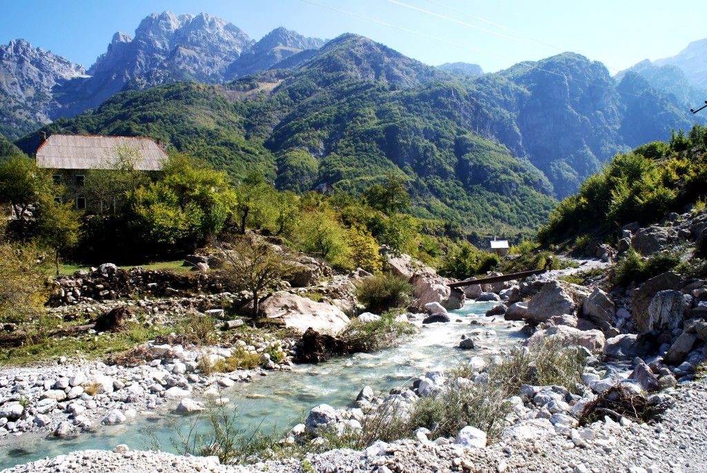 Zdjęcia: okolice Theth, Góry przeklęte, spacer w górach przeklętych, ALBANIA Zdjęcia: okolice Theth, Góry przeklęte, spacer w górach przeklętych, ALBANIA