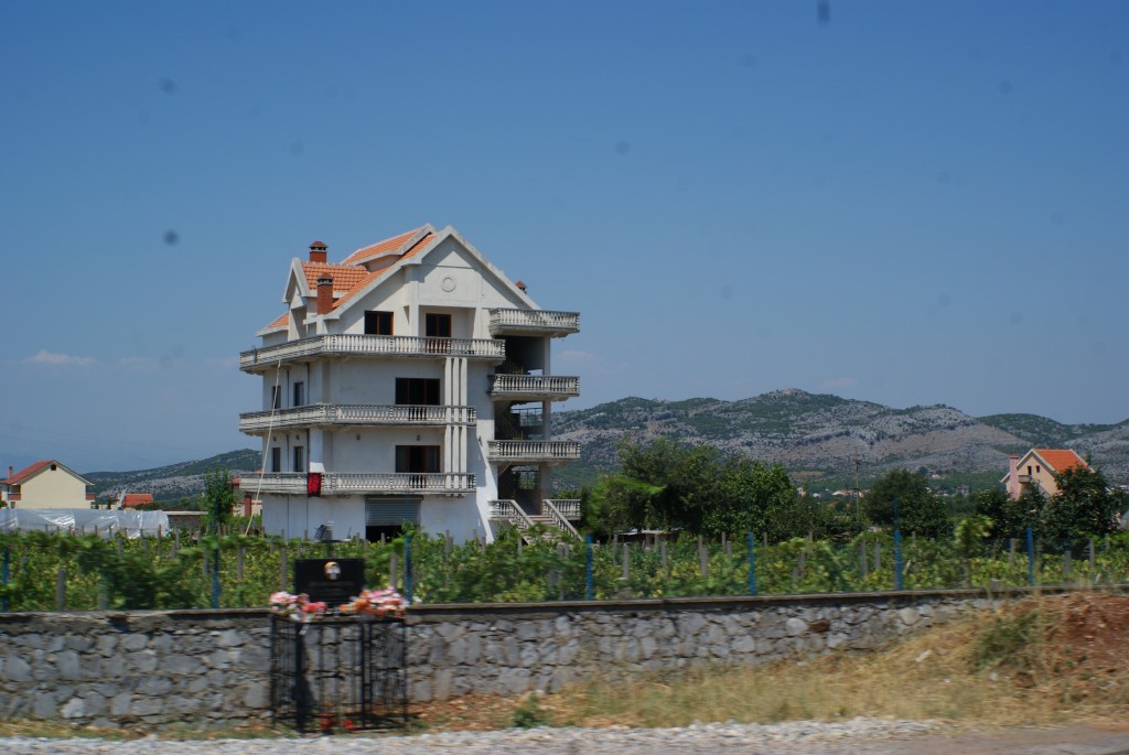 Zdjęcia: nieznane, granica , Opuszczone, ALBANIA Zdjęcia: nieznane, granica , Opuszczone, ALBANIA