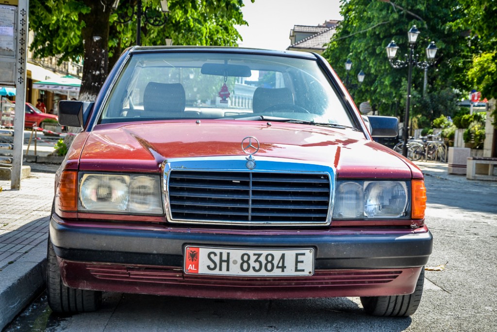 Zdjęcia: - , Albańskie mercedesy, ALBANIA Zdjęcia: - , Albańskie mercedesy, ALBANIA