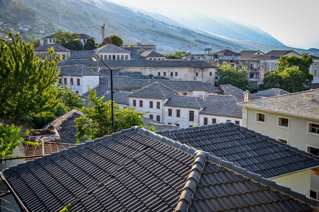 Zdjęcia: Gjirokaster, Gjirokaster, Miasto białych dachów, ALBANIA Zdjęcia: Gjirokaster, Gjirokaster, Miasto białych dachów, ALBANIA