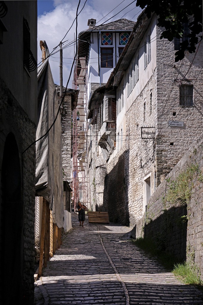 Zdjęcia: Gjirokaster, Albańskie drogi 2, ALBANIA Zdjęcia: Gjirokaster, Albańskie drogi 2, ALBANIA
