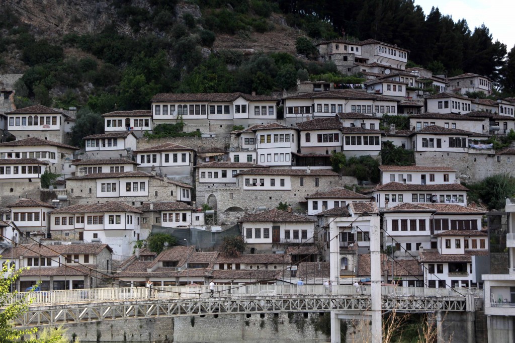 Zdjęcia: Berati, Miasto tysiąca okien 3, ALBANIA Zdjęcia: Berati, Miasto tysiąca okien 3, ALBANIA