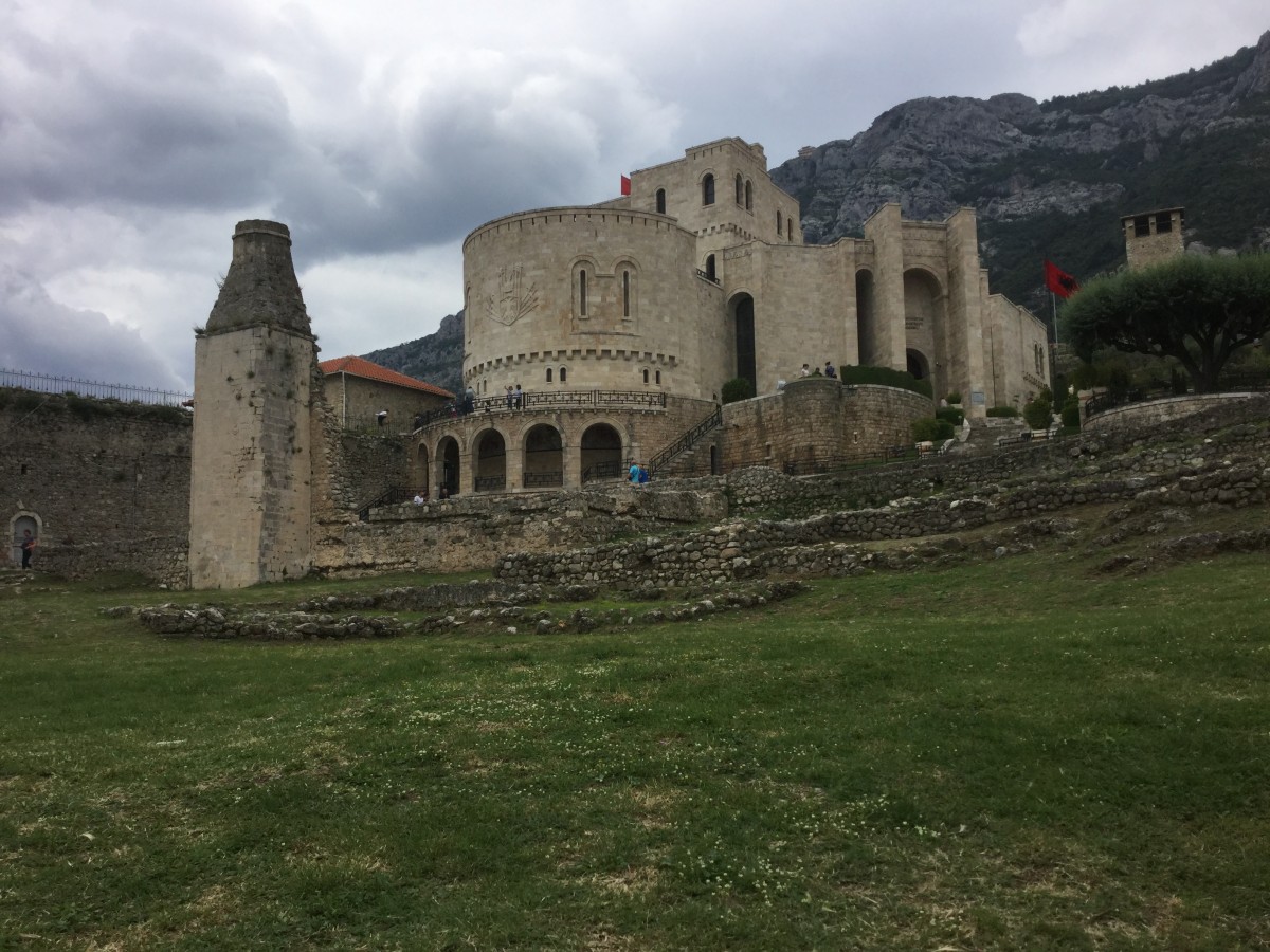 Zdjęcia: Skanderbek muzeum, Zamek , ALBANIA Zdjęcia: Skanderbek muzeum, Zamek , ALBANIA
