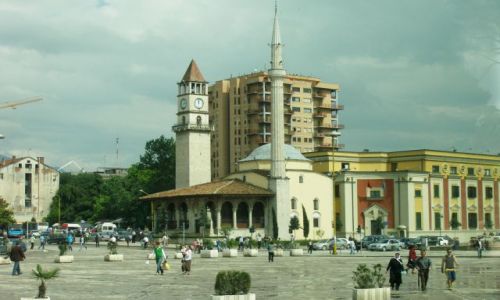 Zdjcie ALBANIA / - / Tirana / Plac Skantenberga