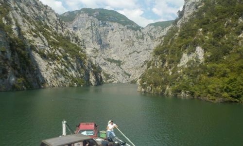 ALBANIA / - / Koman Lake / Przeprawa promowa