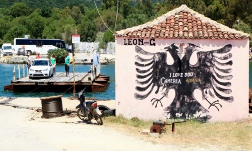Zdjcie ALBANIA / Saranda / Butrint  / Czekajc na prom