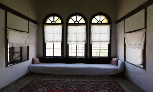 Zdjcie ALBANIA / Gjirokastra / Dom Skenduli / Okna