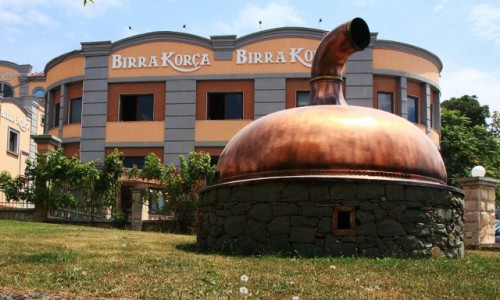 Zdjcie ALBANIA / Poudniowo-wschodnia / Korcza / Browar