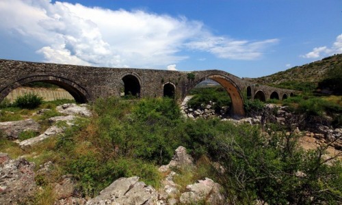 Zdjecie ALBANIA /  Szkodra / Rzeka Kir  / Stary most