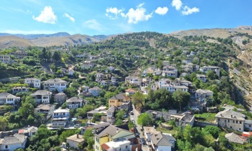 Zdjcie ALBANIA / Pd.-zach. Albania / Zamek-Gjirokastra / Gjirokastra
