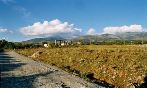 Zdjecie ALBANIA / brak / Droga do Kastriot / Droga III klasy