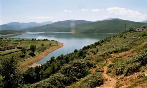 Zdjęcie ALBANIA / brak / Gjegjan / Liqeni i Fieres