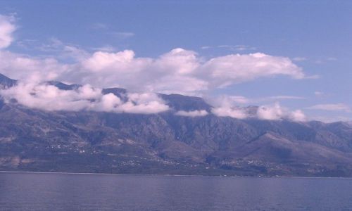 Zdjecie ALBANIA / Morze rdziemne / midzy Itali, Albani i Grecj / Albaskie gry z morza