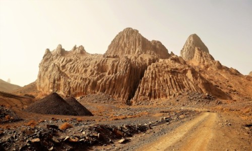 Zdjecie ALGIERIA / Sahara / Okolice Tamanrasset / A to take Sahara...