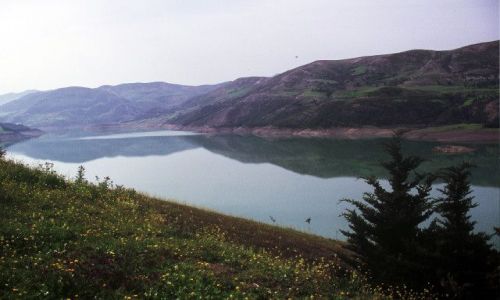 Zdjęcie ALGIERIA / wschód, / Kherata / zalew  Kherata