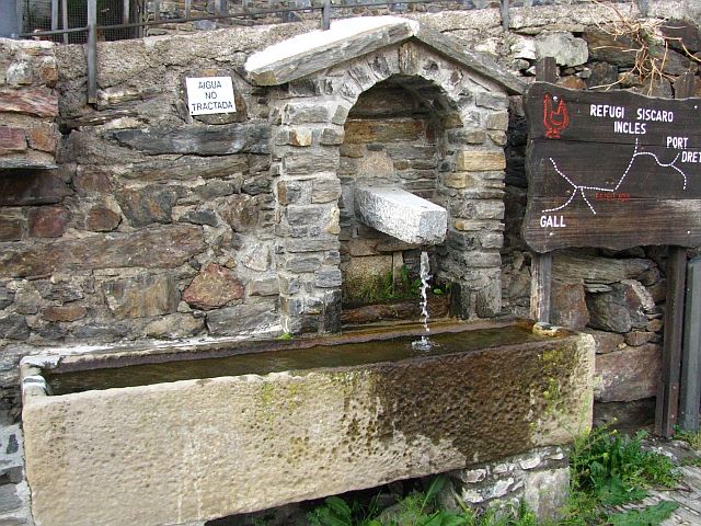 Zdjęcia: Soldeu, Pireneje, tradycyjna zabudowa , ANDORA Zdjęcia: Soldeu, Pireneje, tradycyjna zabudowa , ANDORA