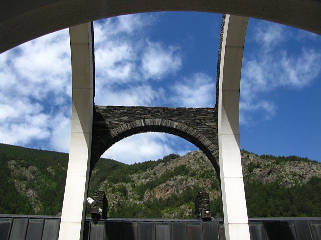 Zdjęcia: Meritxell, Canillo, sanktuarium Matki Bożej z Meritxell, ANDORA Zdjęcia: Meritxell, Canillo, sanktuarium Matki Bożej z Meritxell, ANDORA