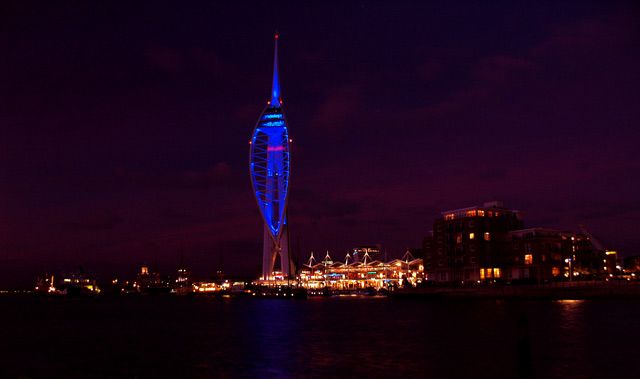 Zdjęcia: Portsmouth, Spinnaker Tower, Night, ANGLIA Zdjęcia: Portsmouth, Spinnaker Tower, Night, ANGLIA