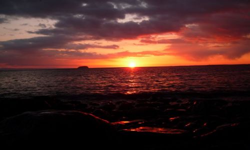 Zdjecie ANGLIA / .. / weston super mare / zachd soca... morze i zote kamienie