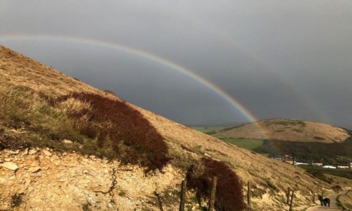 Zdjęcie ANGLIA / Wareham / Lulworth cove-durdle / Tęcza nad brzegiem kanału