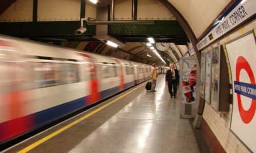 Zdjecie ANGLIA / brak / hyde park corner / mind the gap