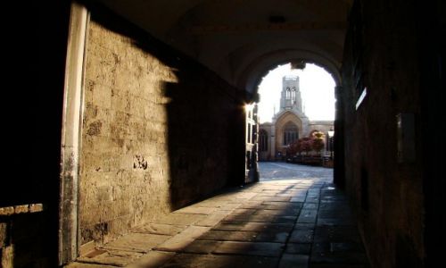 Zdjcie ANGLIA / Yorkshire / York / w zaciszu bramy