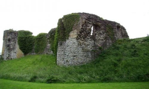 Zdjęcie ANGLIA / North Yorkshire / Helmsley /   Helmsley Castle
