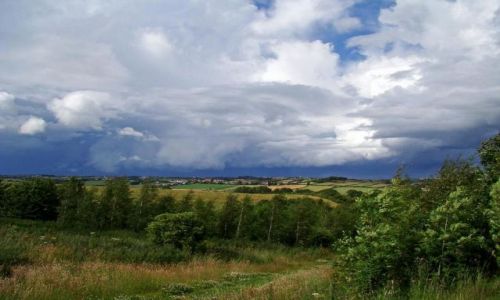 Zdjęcie ANGLIA / okolice Wakefield / Wakefield / oj na cos sie zanosi !!