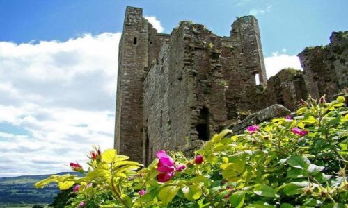 Zdjęcie ANGLIA / North Yorkshire / Bolton / niestety  kuchnia  ulegla zniszczeniu podczas ktoregos najazdu