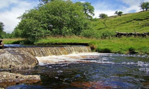 Zdjęcie ANGLIA / North Yorkshire  Dales / Clapham / okolice  jaskini  Ingleborough