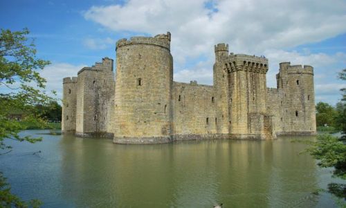 Zdjecie ANGLIA / East Sussex / Bodiam / Bodiam Castle