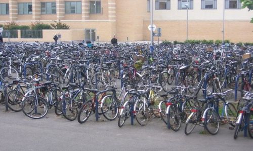 Zdjecie ANGLIA / Oxford / Oxford-stacja kolejowa / Rowerowy parking