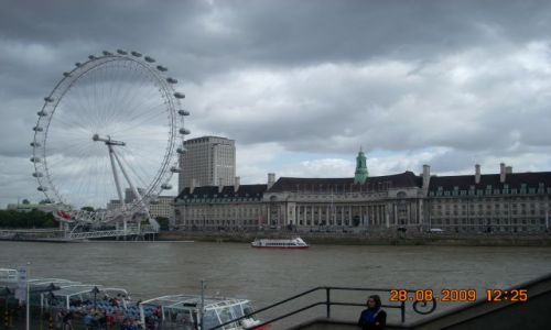 Zdjęcie ANGLIA / Centralny Londyn / Nad Tamizą / A to jest Londyn