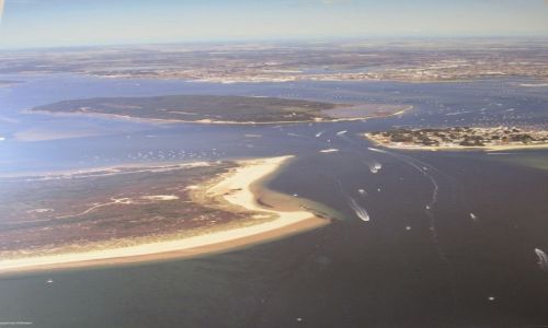 Zdjęcie ANGLIA / Poole / Wysepki okoliczne / Wyspa Poole widok z samolotu