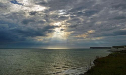 Zdjęcie ANGLIA / East Sussex / Eastbourne / Blask światła nad Seaford Head