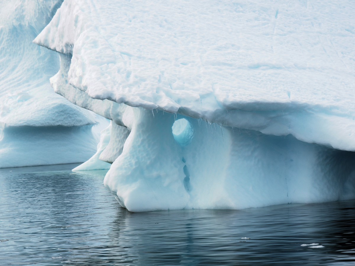 Zdjęcia: Cmentarzysko gór lodowych, Arctic Peninsula, TWORY LODOWE, ANTARKTYDA Zdjęcia: Cmentarzysko gór lodowych, Arctic Peninsula, TWORY LODOWE, ANTARKTYDA