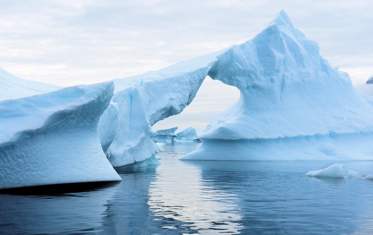Zdjęcia: Cmentarzysko gór lodowych, Arctic Peninsula, TWORY LODOWE, ANTARKTYDA Zdjęcia: Cmentarzysko gór lodowych, Arctic Peninsula, TWORY LODOWE, ANTARKTYDA