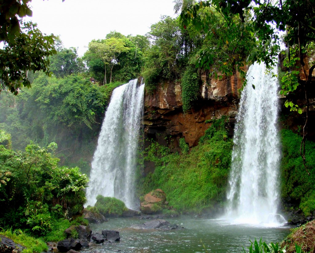 Zdjęcia: Wodospady Dwie Siostry, Iguazu, Siostry nierozłaczki..., ARGENTYNA Zdjęcia: Wodospady Dwie Siostry, Iguazu, Siostry nierozłaczki..., ARGENTYNA
