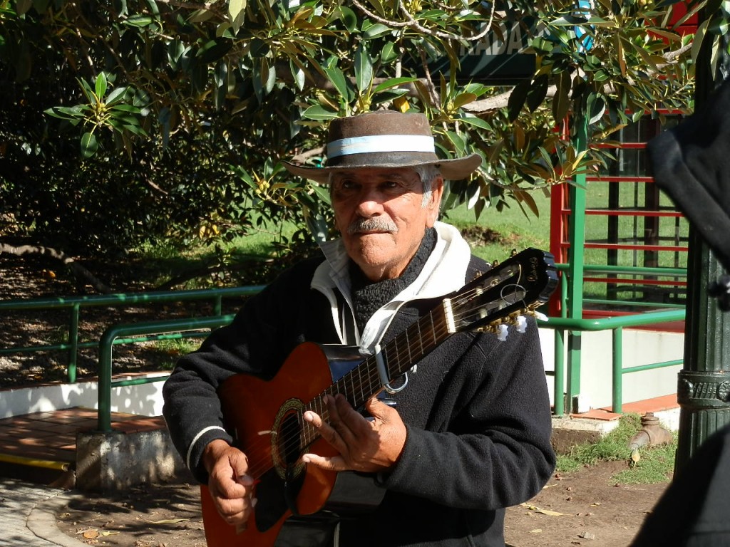 Zdjęcia: Buenos Aires, Stolica, Argentyńczyk o miłym wyglądzie, ARGENTYNA Zdjęcia: Buenos Aires, Stolica, Argentyńczyk o miłym wyglądzie, ARGENTYNA